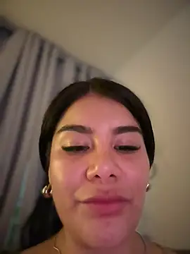 Issane_Peru - I suck the finger of a stranger I knew