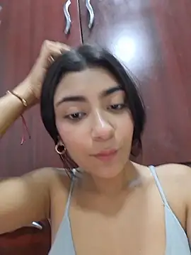 Sweed-virgin-pussy - big squirt + oil on my tits