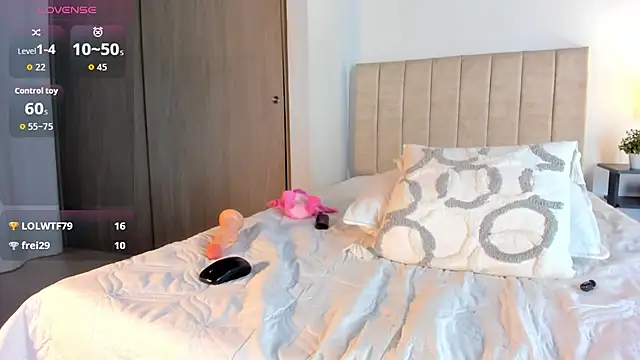 Nicole_whitee0 - Spank Ass 🍑