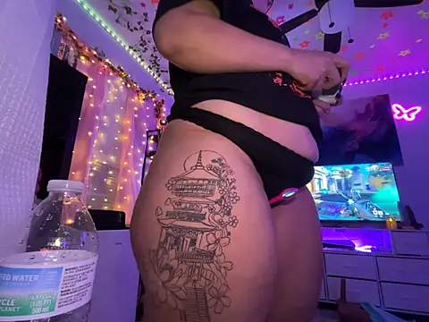 Moan4mona