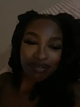 PrincessRayari - Oily Anal Play💦🫶🏾🎀