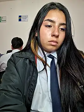 Angela__05 - NAKED IN THE OFFICE FOR 5 MINUTES