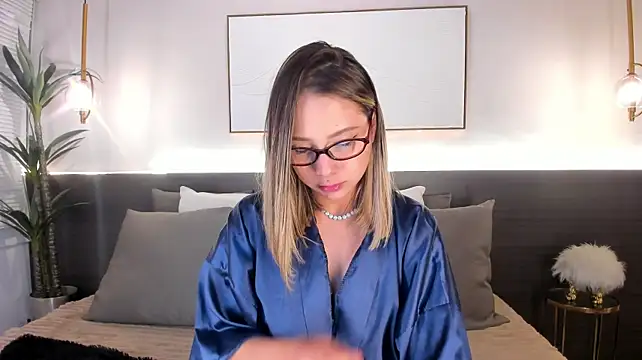 GretaVelvet - 🥵Fuck my pussy + Plug anal🥵