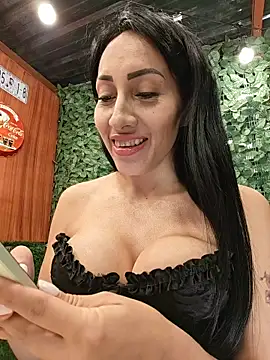 IsabellitaVIP - Off panties under table right now