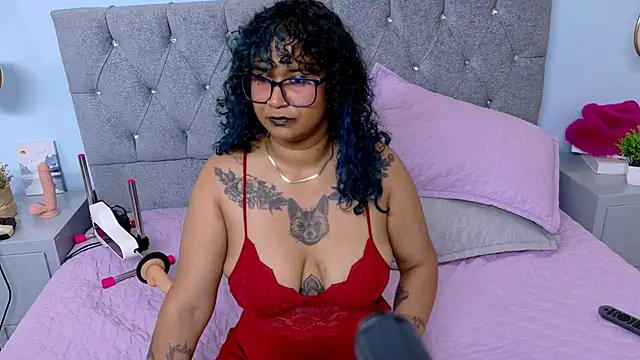 Bella_trix01 - Máquina + teta bouncing 😈🍑