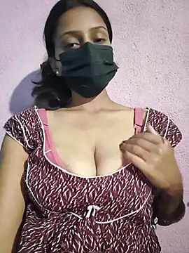 Yoursexysima - 2 min full nude in public