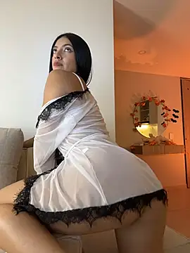 Celeste_Amber - Decorate my ass with a butt plug🍑