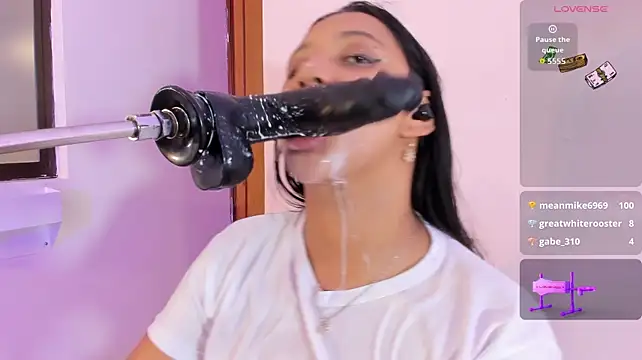 Veronica_bigass