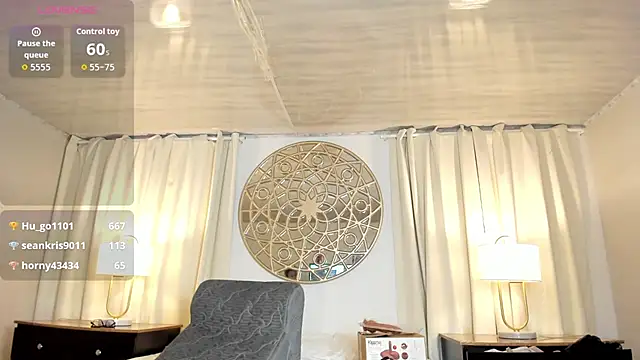 Zara_Holly_ - plug ass