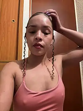 Yasmin777_ - my pussy in your face
