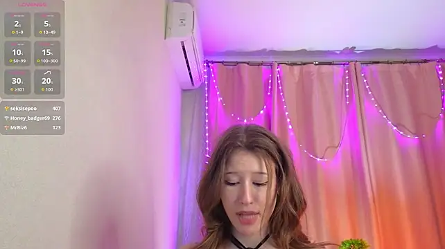StacyLuce - 💕Lick tits + suck Nipples💕