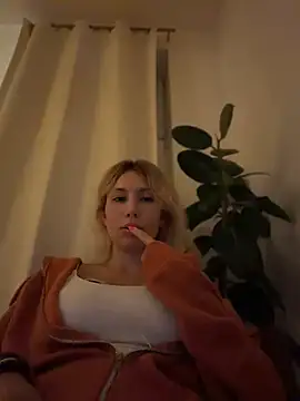Suyneslii - Flash Ass