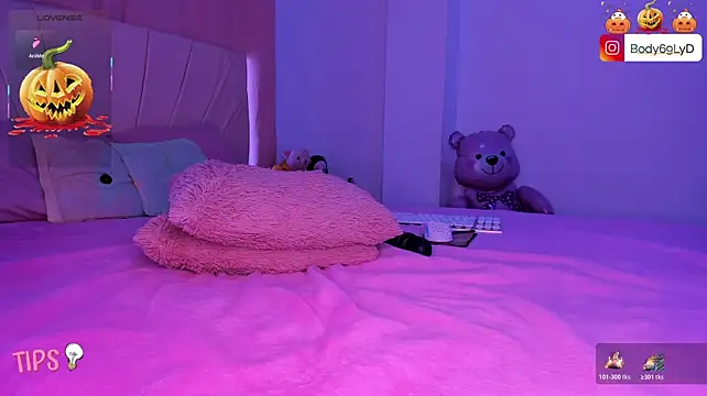 Body69ld - PLAY WITH MY SEXY CLIT