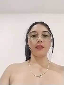Valeria_allurin - SHOW PUSSY