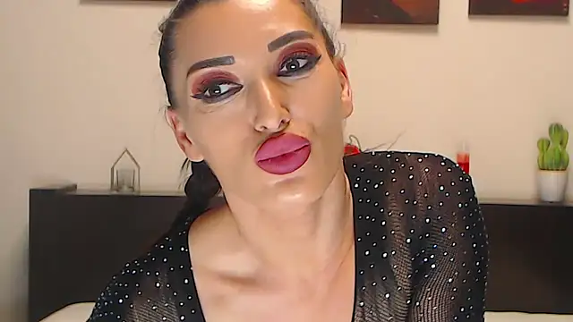 Lexa_brunette - 1200