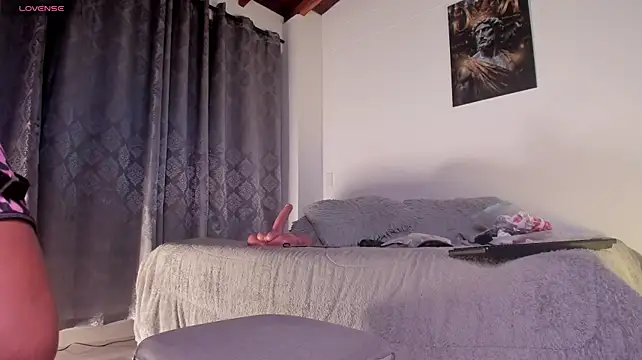 Nina_Fuentes - spread your butt cheeks with both hands