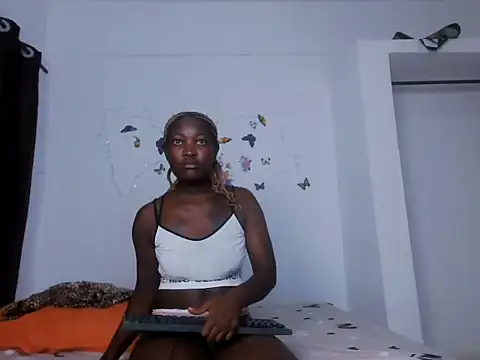 Miss-cyann - CUM SHOW
