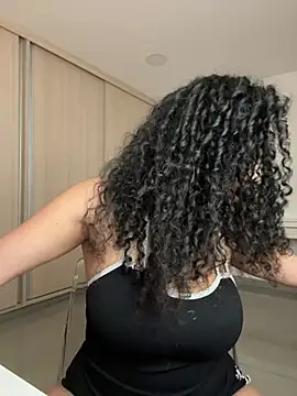 Curlyierr - DOGGY STYLE + SPREAD ASS IN THE SOFA