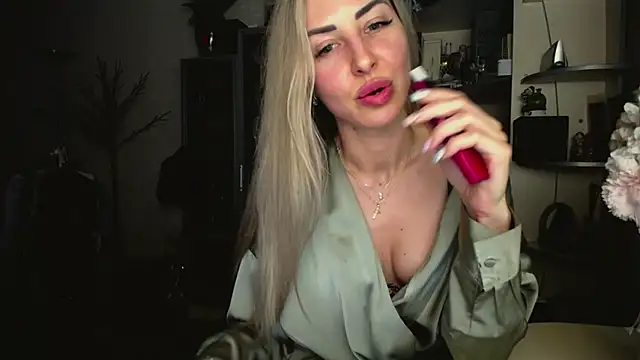 Velvet_Obsession - Slow heel tease👠