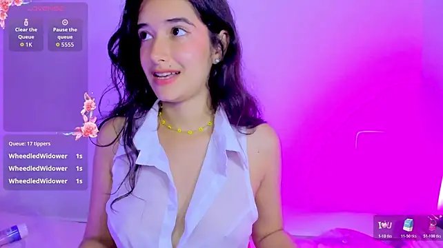 Ivy_petit - Three fingers in my mouth🖖🏻😊💦