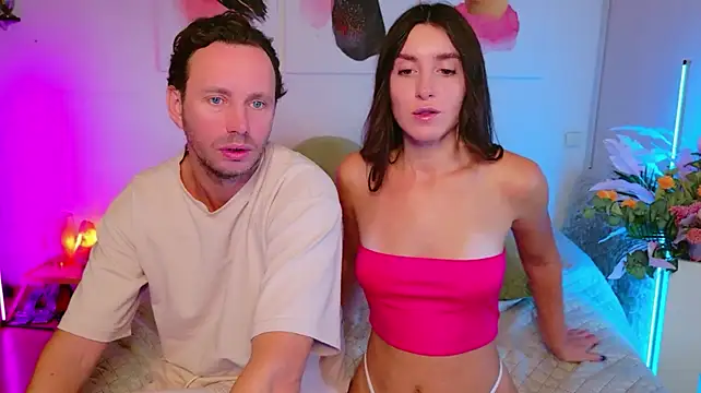 Ariana_Petite - HOT french kiss🔥