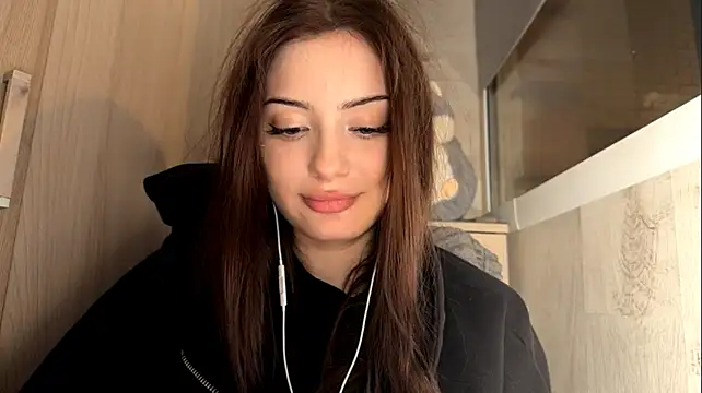 EveMattie - Tease with lips