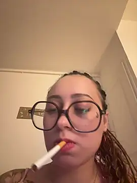 Queenlo_xxx - gagne 2 vidéos🔥