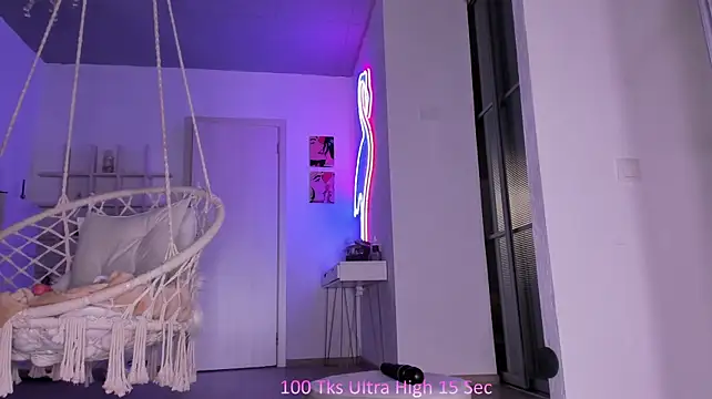 InnocentEvee - Toy Control 5m 💦🥵