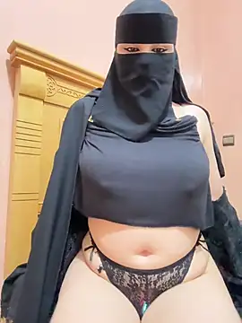 _Laiali_ - ارقص ملط🥵🥵🥵