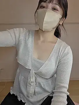 Sakura_love18 - 服ぽいする🫶
