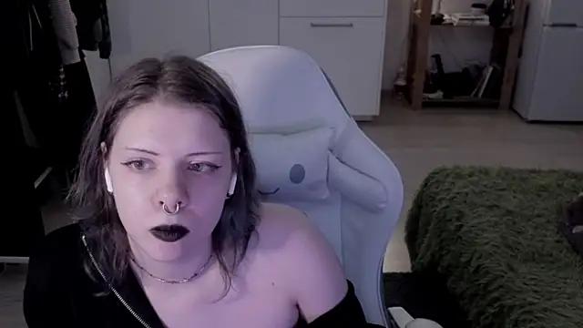 Alice_Zev