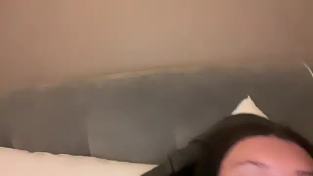 ItsKaylaa - oil my nipples and ass close to cam