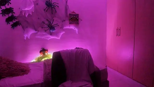 Mia_star_2 - play with my big tits
