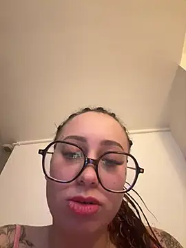 Queenlo_xxx - gagne 2 vidéos🔥