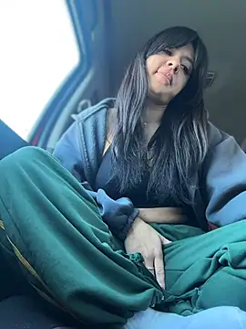 JulliaVegas - Finger in ass