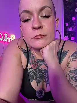 Quinnmariexo - BBC vs Werewolf toy fuck off show!