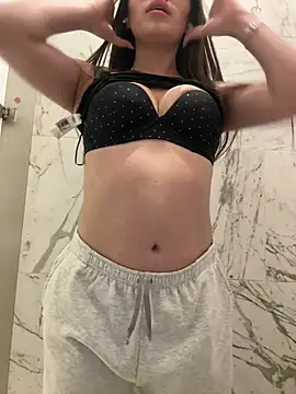 Nicolle_v - Fingers in pussy in toilet men