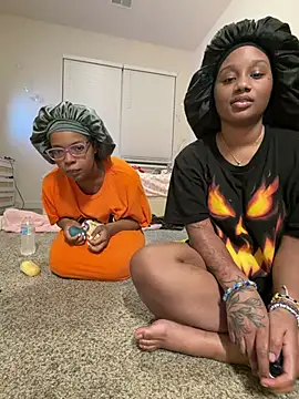 Strip4faith - making my gf cum💦💦// cum together