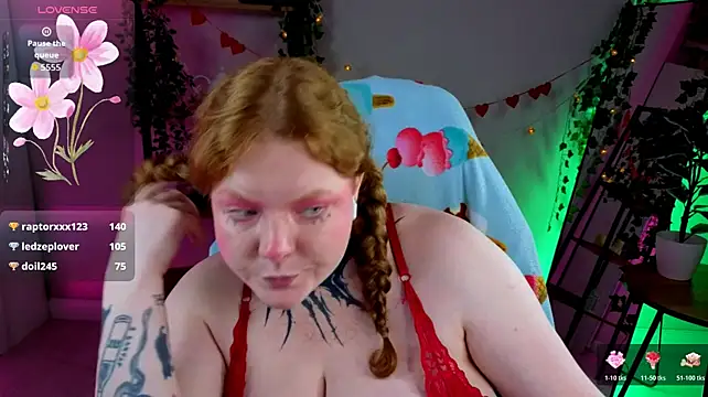 Cassie_xKiss - naked bouncing chest