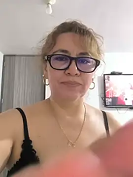 Veraluz1975 - masturbacion deliciosa😈😈☁️⚗️