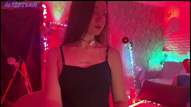Altertyann - to kneel down in front of the mirror