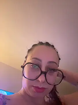 Queenlo_xxx - gagne 2 vidéos💦