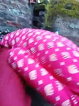 Bhabhi-Devar- - Cum in boobs