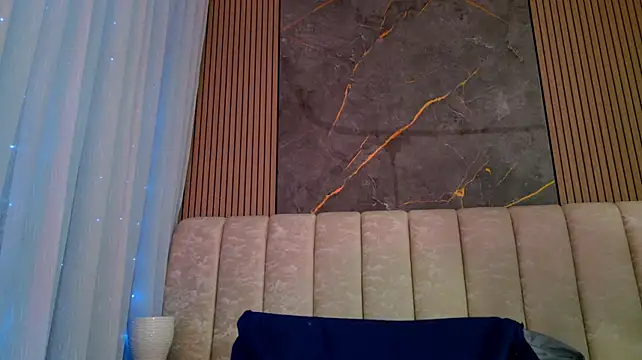 Carol_juicyy - Show Big Squirt 🍑🍑💦💦