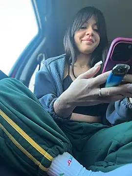 JulliaVegas - Finger in ass