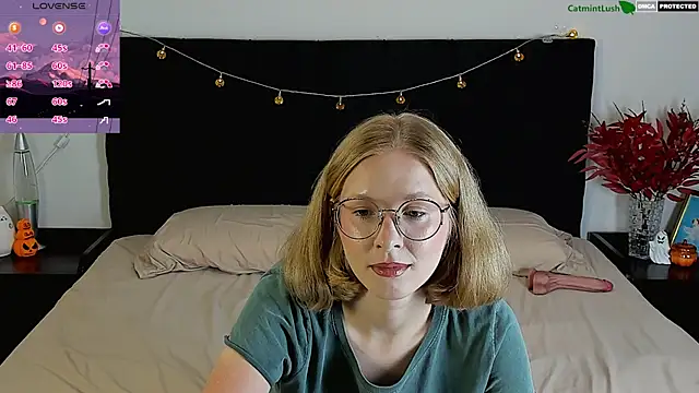 CatmintLush - Get naked