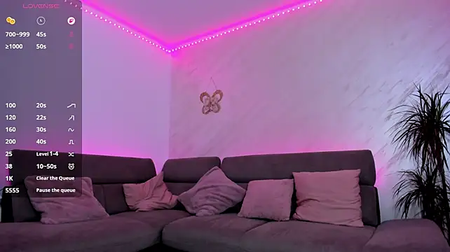 BabyyVenom - PUSSY PLAY💦👀