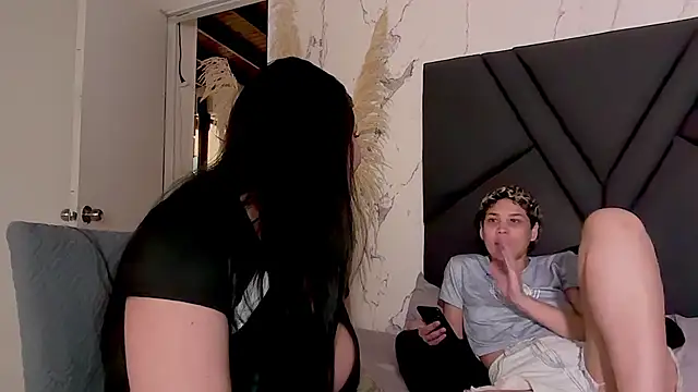 MarcellaGriffin - SHOW LESBIAN // LICK PUSSY