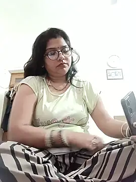 Heyy_Anshi - Show Pussy With Fingringss