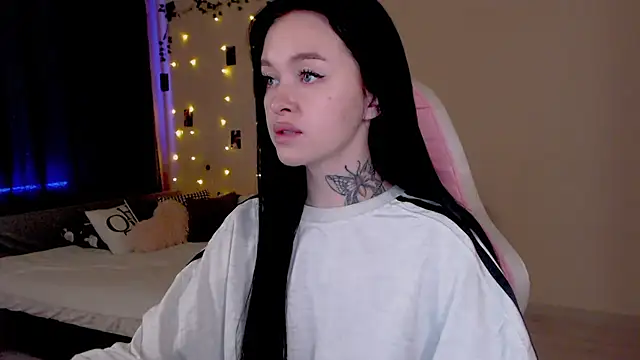 Naughty_Mable - 💜show my ass💜